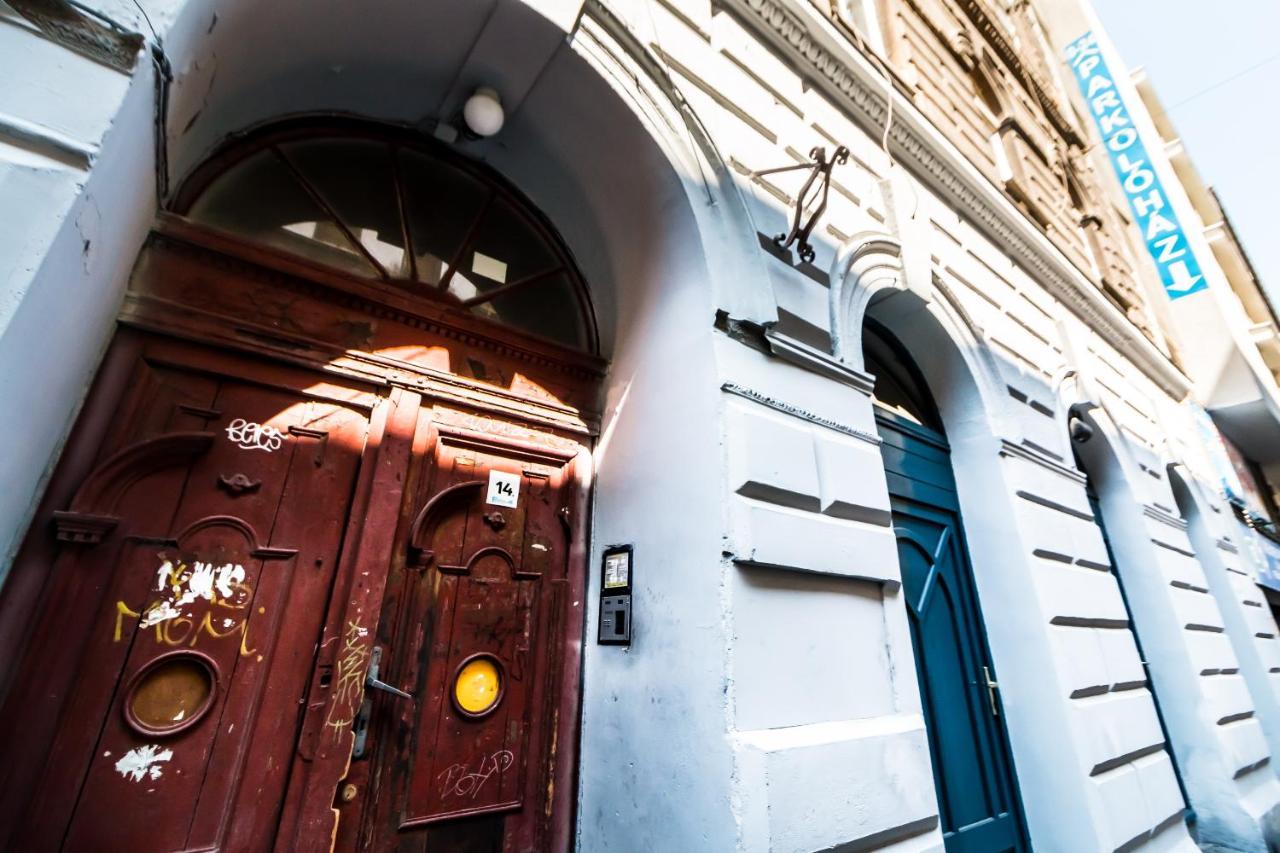 Cosy Studios In The Heart Of The City Budapest Exterior photo